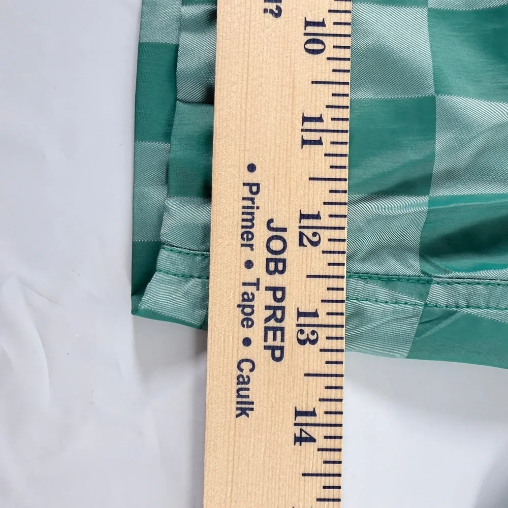 Nike Men's Club Flow Checkered Nylon Shorts Malachite Green‎ Size S FN3098-365